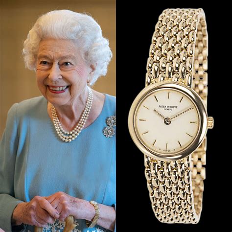 watches Queen Elizabeth ii